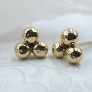 Triple Ball Studs Pair, Hammered or Plain, 14k Gold Filled or Solid 925 Sterling Silver, Tiny Gold Studs, Ball Stud Earrings, Trinity Studs
