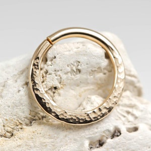 Septum Piercing, Septum Ring, Nasenring, texturiert, gehämmert, Nasenring, Silber, Rose oder Gelbgold gefüllt, Tribal Septum Ring, Septum Schmuck