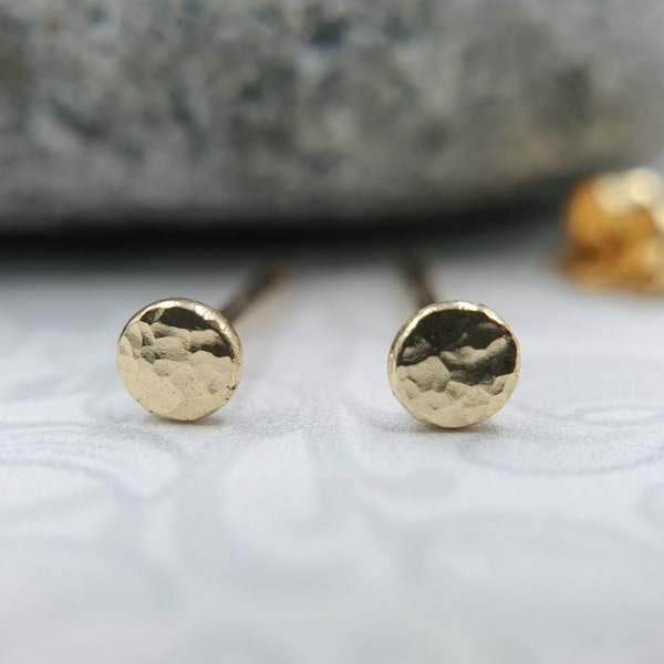 14k Solid Gold 3mm Tiny Ball Studs Pair, Disc Stud Earrings, Tiny Stud Earrings, Solid Gold Stud Earrings, Gold Pebble Studs, Hammered studs