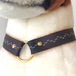 Embroidered Dog ID Collar Leather House Collar for Dogs Poodle Greyhound Whippet Air Tag Collar Custom Small Dog Collar Soft