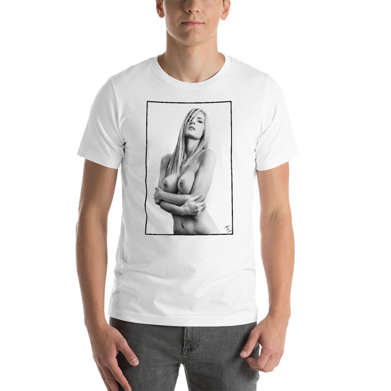 Hot Girl on T-shirt for Men And Women Sexy Nude Topless image 5