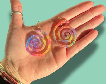 Funky Spiral Shape Tie Dye Earrings: Lightweight Colorful Dangle Earrings