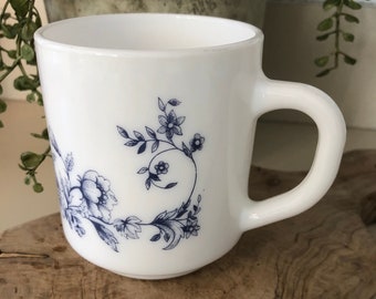 12 fl oz Ceramic Coffee Mug with Floral Pattern French Country Style Teacup 12 fl oz Ceramic Coffee Mug with Floral Pattern French Country Style Teacup