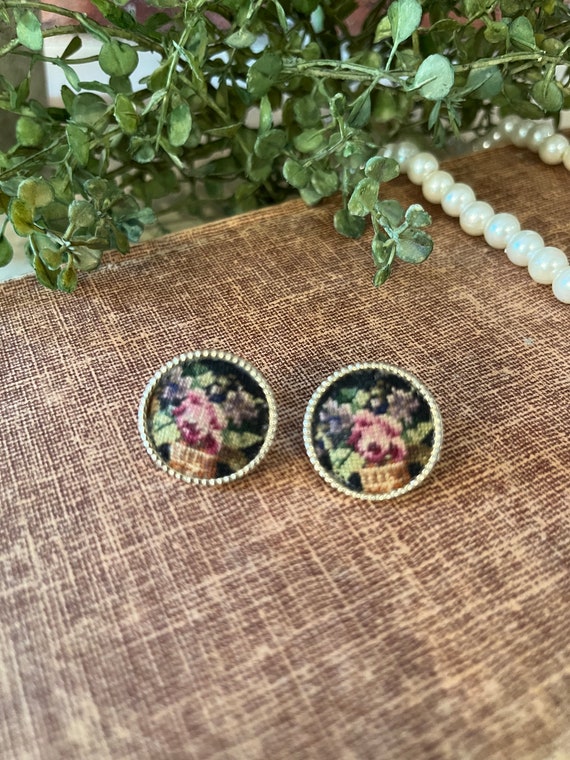 Vintage embroidered earrings/vintage jewelry/vint… - image 1