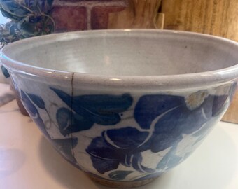 large vintage floral pottery bowl, vintage pottery, floral bowl, French country decor, farmhouse, crazing