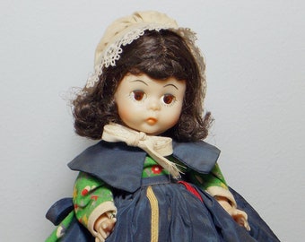 vintage 7" Madame Alexander « Canada » International Doll - poupée de collection vintage