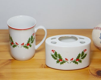 Christmas Holly Patterned Toothbrush Holder and Mug