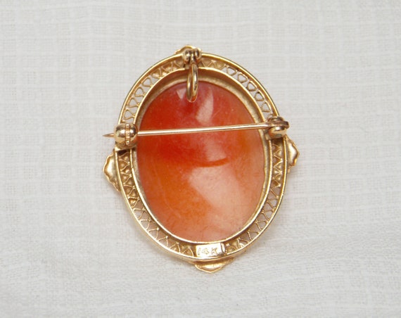 Shell Cameo Brooch - Stamped 14k Yellow Gold - image 2