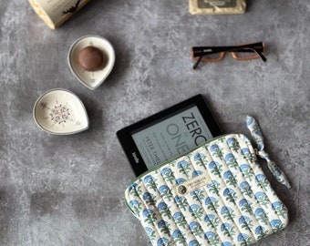 Blue Blossom Kindle Sleeve, Quilted Cotton Kindle Case, Handmade Floral E-Reader Cover, Bridesmaid Gift