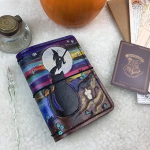 Alle maten Witch's Cat Travellers Notebook Elrohir Leather Midori Standard A4 A5 B6 A6 Cahier B6 Pocket Regular Passport cat book witchy moon