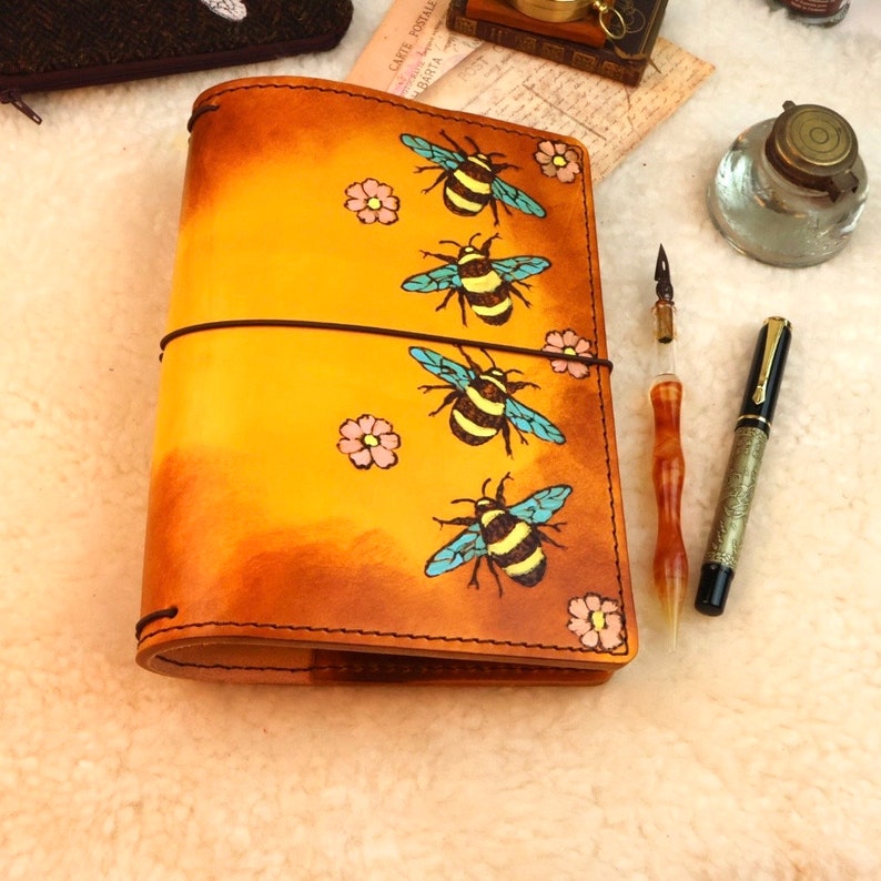 All Sizes Burning Bees Travelers Notebook Elrohir Leather Midori Standard A4 A5 B6 A6 Cahier B6 Pocket Regular Passport sun moon stars image 3