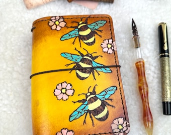 All Sizes Burning Bees Travelers Notebook Elrohir Leather Midori Standard A4 A5 B6 A6 Cahier B6 Pocket Regular Passport sun moon stars
