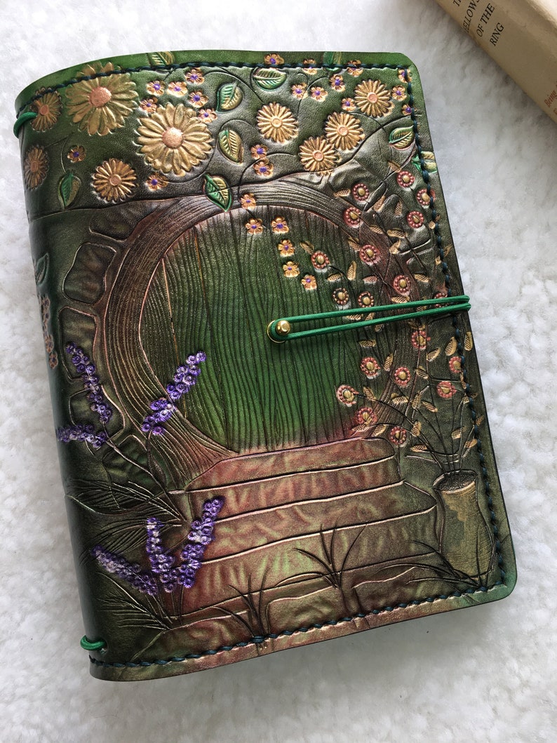 All Sizes Hobbit-Door Travelers Notebook Elrohir Leather A5 B6 Cahier B6 Lord Rings LO TR Fairy Door journal grimoire bujo image 3