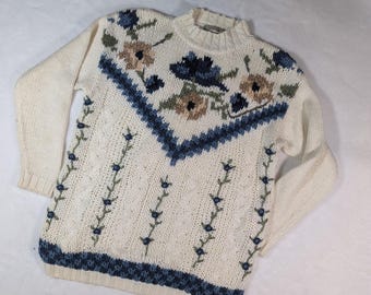 Vintage American Weekend Sweater Chunky Womens L Floral Hand Knitted Grandmacore