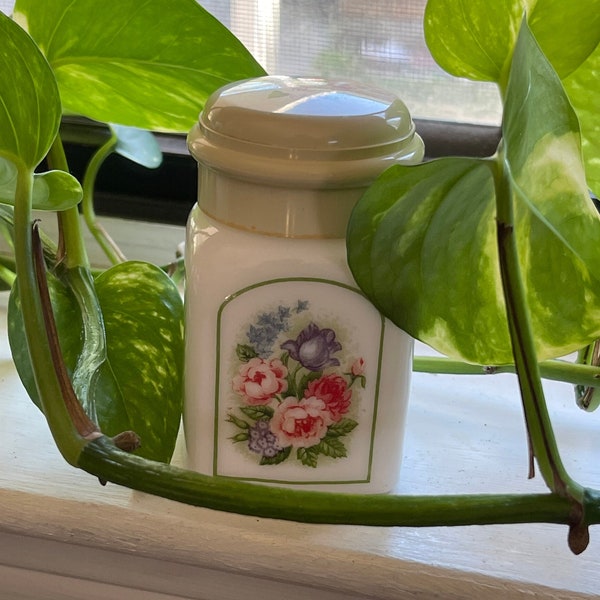 Small Vintage Avon Powder Jar Milk Glass Country Garden Powder Sachet Jar Floral Design Lidded Jar Country Cottage Vanity Decor