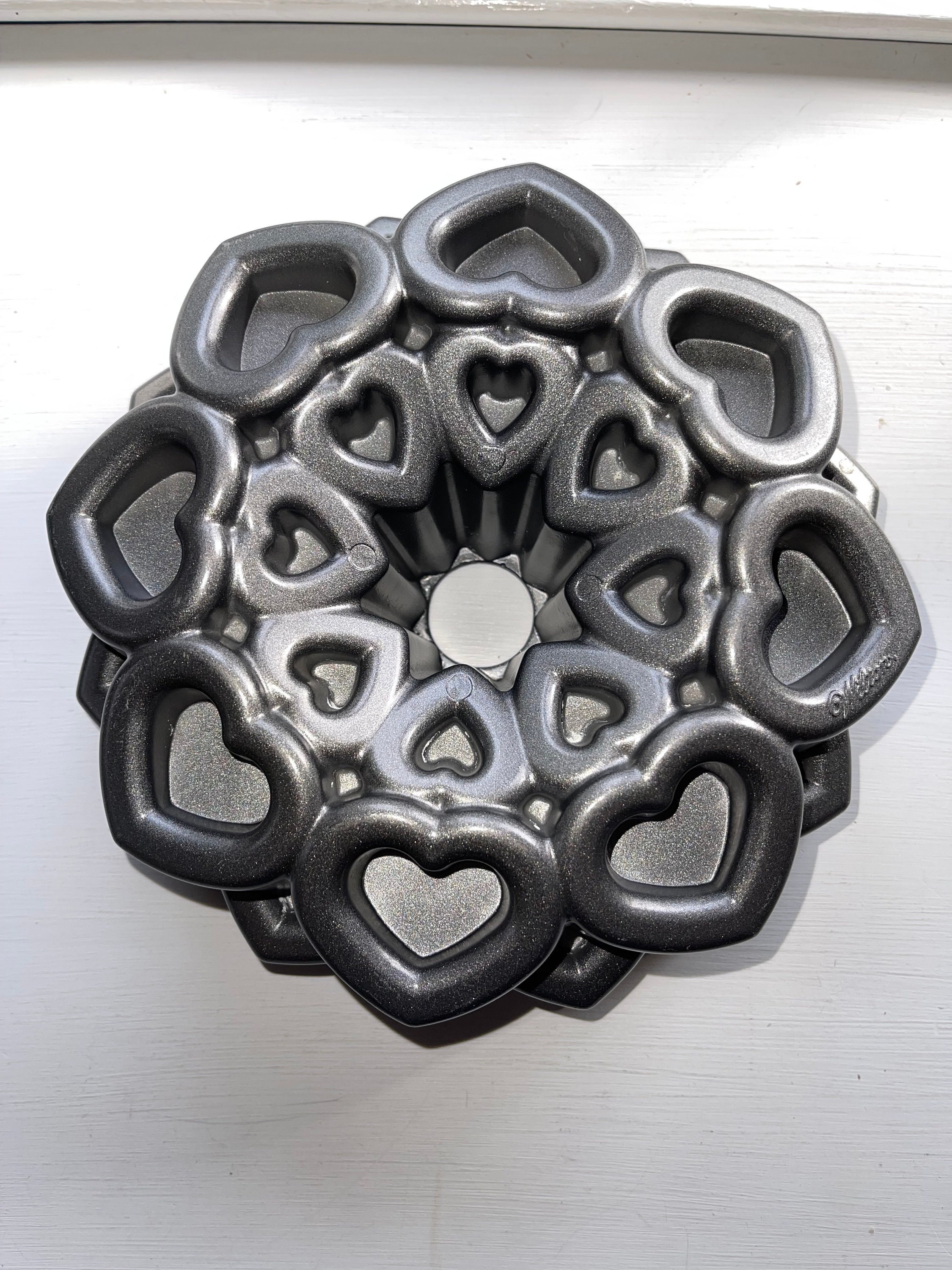 Wilton Heart Heavy Weight Cast Aluminum Bake Pan Rare Nordic Ware Retired  Hearts Bundt Pan Mold Ultra Bake 3D Sweet Love 9 Wedding Cake 