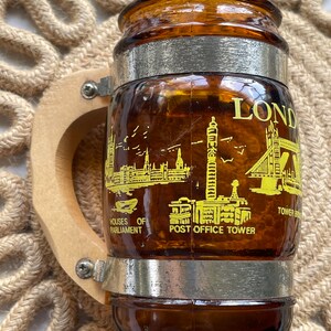 Vintage London Amber Glass Mug Barrel Beer Drinking Mug with Wooden Handle Siesta Ware Tower Bridge Houses of Parliament Post Office Tower