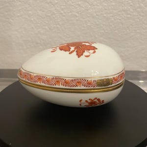 Herend Porcelain Egg Chinese Bouquet 2 pc Hungary