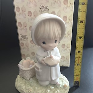Precious Moments, November, Figurine, Vintage Enesco Collectible 1988