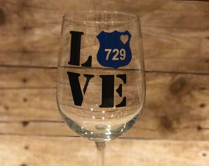 20 Ounce Wine Glass Love Police Officer Etched or Vinyl