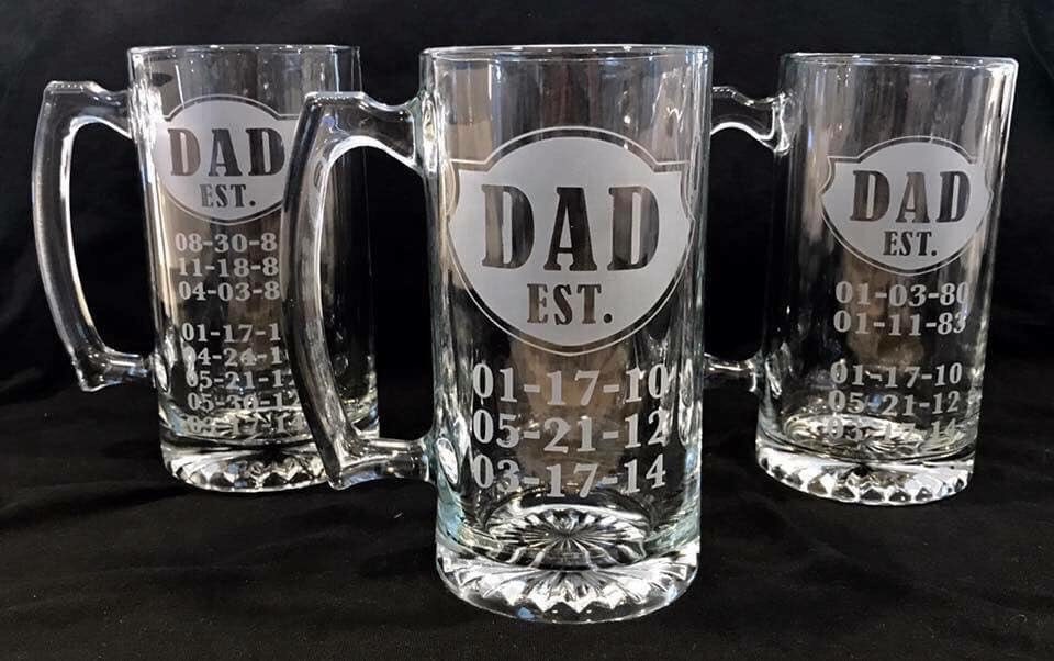 Download Personalized Fathers Day DAD Glass Beer Mug