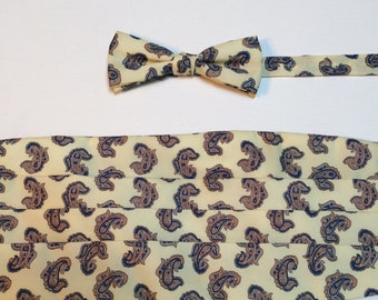 Bow Tie and Cummerbund, Paisley Tie Set, Cummerbund, Vintage Men's Wear, The Men's Shop, Accessories