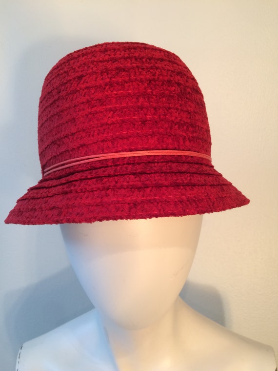 Red Cloche Hat, Vintage Lord & Taylor's Hat, Wint… - image 2