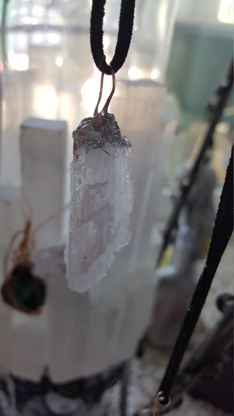 Celestite Healing with Clearing Crystal