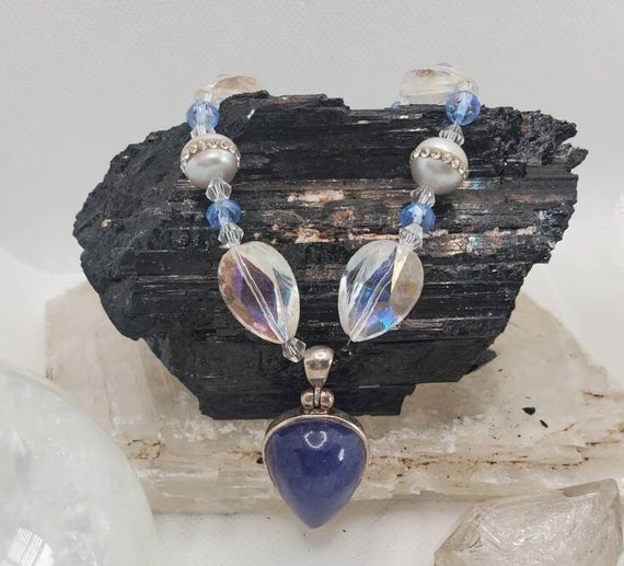 Rare Polished Raw Tanzanite Power House w/ Pearls… - image 7