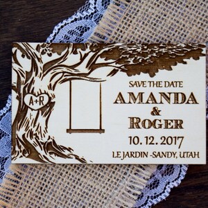 Holz Save the Date Magnete, rustikale Hochzeit, Baum mit Schaukel, Laser graviert Karte, Veranstaltungsort Ort, Hochzeit Website, Hinterhof Hochzeit
