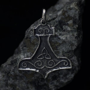 Thor&#39;s Hammer, Mjolnir &quot;The Crusher&quot; Solid Sterling Silver Pendant