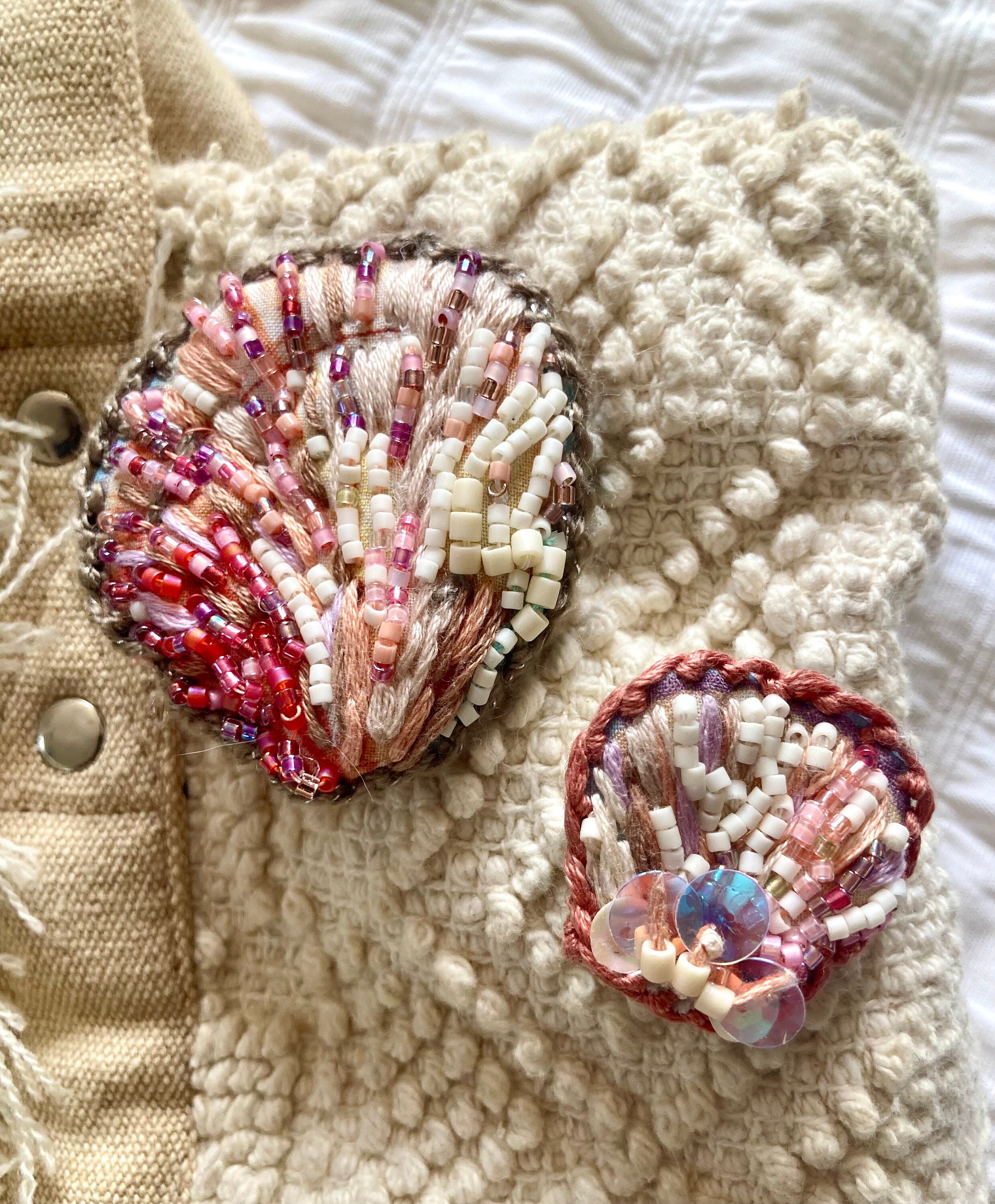Seashell Brooch Set of 2/beaded Pin/handmade Beaded Jewelry - Etsy
