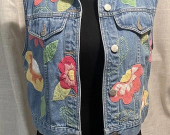 Vintage Susan Bristol Casuals Blå Jeansväst Storlek PS Broderade Blommor