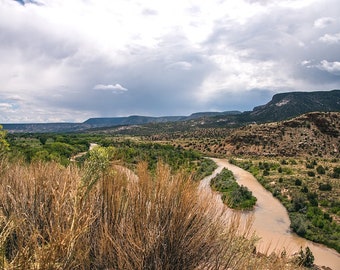 Fotografia do Novo México, Foto de paisagem, Rio Brazos, Pinheiros, Arte do Novo México Arte da parede da montanha, Preto e branco, Paisagem do sudoeste