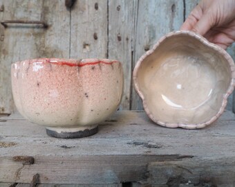 Chawan Raku "Blushing Queen", Tazza da Tè Matcha in Ceramica Raku Fatta a Mano, Tazza Giapponese per la Cerimonia del Tè