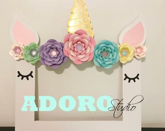 ミュージシャン UNICON MEMORIAL PHOTO STAND Unicorn Photo Booth Frame: Handmade Paper Flowers, Glitter