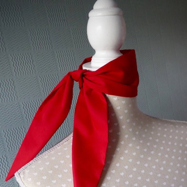 Red retro scarf, cotton neckerchief, forties/fifties vintage tie, self tie pin up