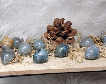 Acorn crystals