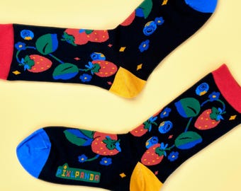 Strawberry - Cotton Socks EU 38-42, US Men 6 - 9,5, US Women 7,5 - 11,5