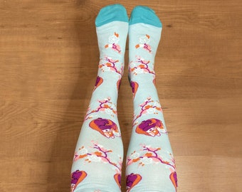 Red Panda Sakura - Knee-high Cotton Socks EU 38-42, US Men 6 - 9,5, US Women 7,5 - 11,5