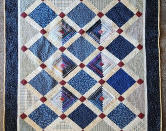 Modern Log Cabin Quilt in Reproduction 1900s Fabrics