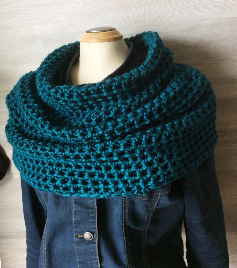 EMELINE CAPELET Acrylic and Superwash Wool, Infinity scarf capelet, chunky knit scarf, chunky knit cape, wrap sweater, cozy shoulder shawl image 4