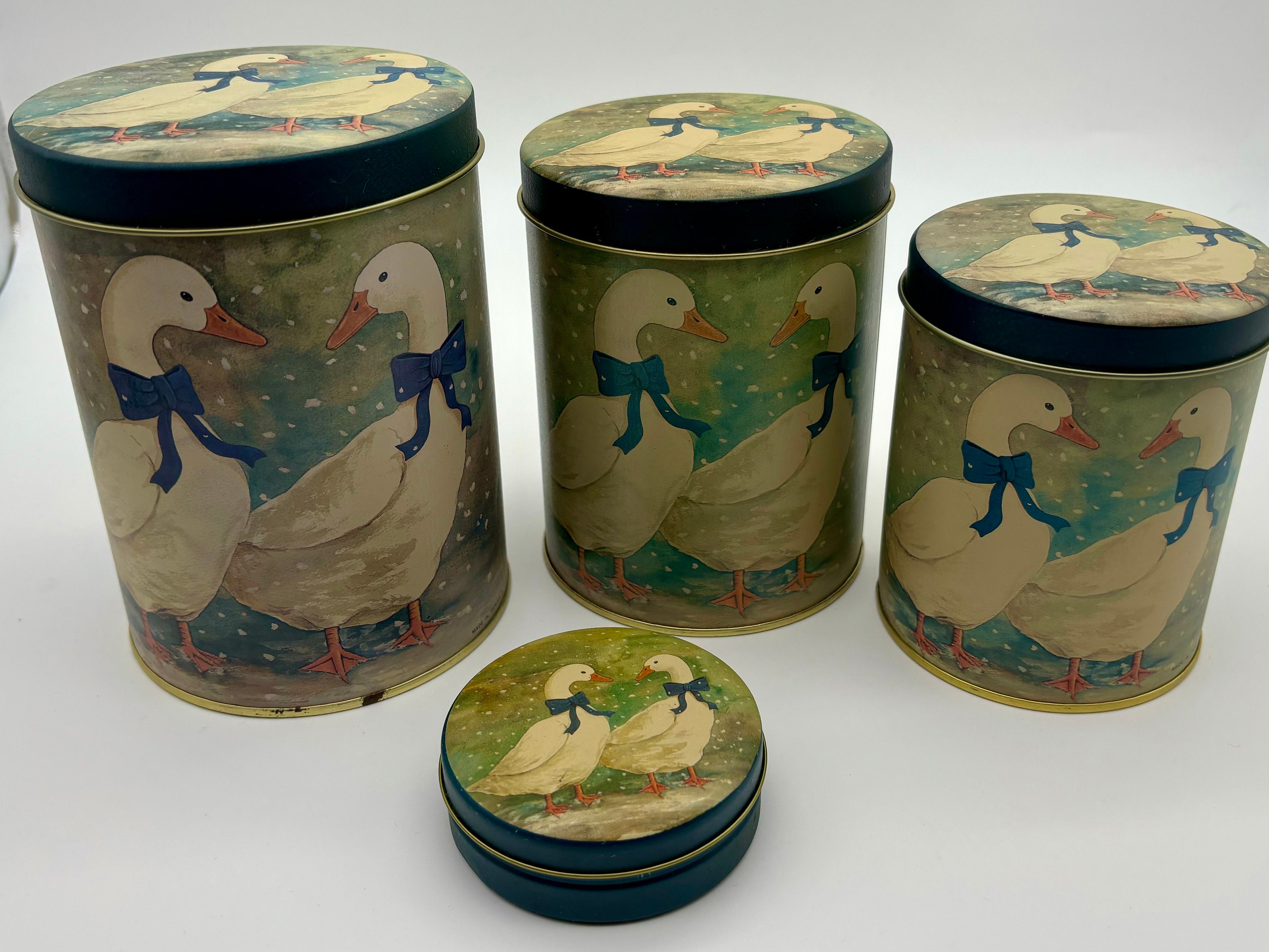 Vintage dog tin canister - Etsy 日本