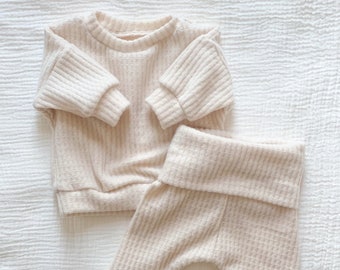 Ready to Ship, Handmade Waffle Knit Outfit, Neutral Waffle Knit Baby Outfit, Newborn Waffle Knit Sweater, Newborn Hospital Outfit