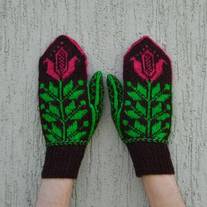 Brown red hand knitted mittens with flower Knit Wool mittens Patterned mittens image 4