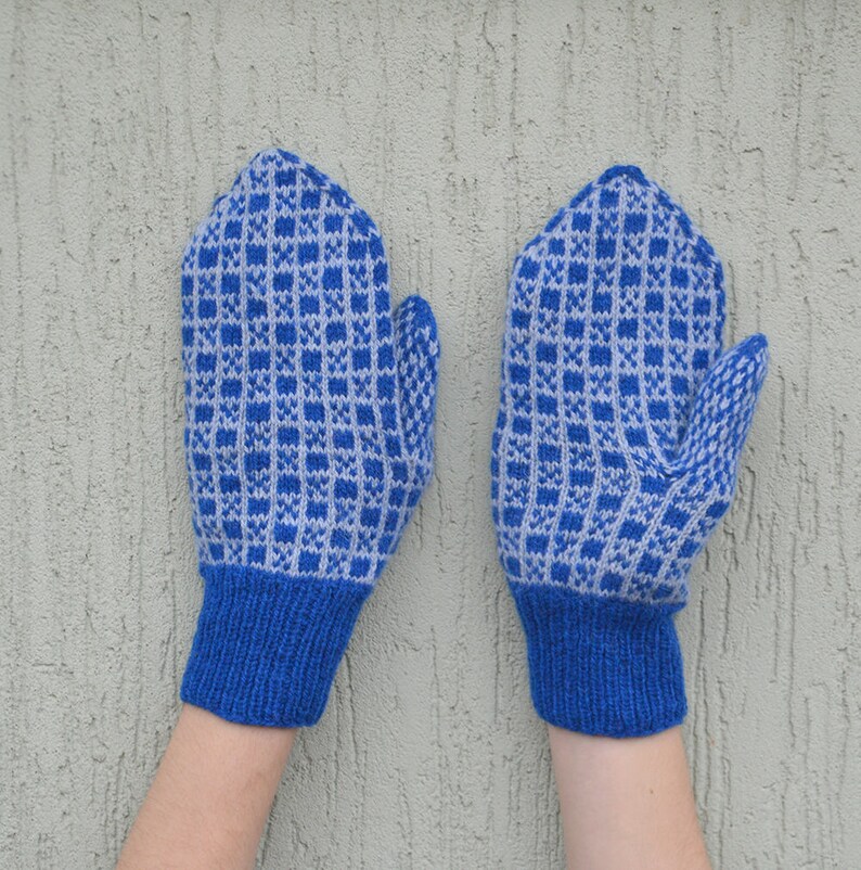 Blue light blue hand knitted wool mittens. image 2