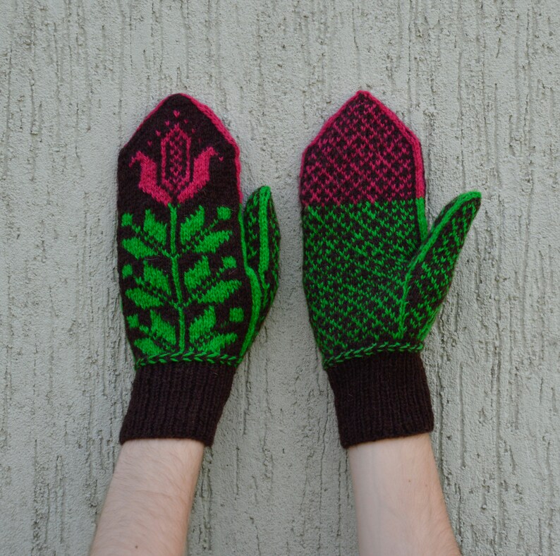Brown red hand knitted mittens with flower Knit Wool mittens Patterned mittens image 3