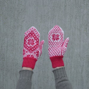 WhiteRed Mittens, Hand Knitted Mittens Wool Mittens winter Gloves Lithuanian traditional knitting
