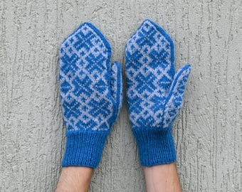 Hand knitted Woolen mittens, made from 100% wool