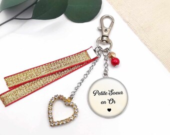 Cabochon-Schwester-Schlüsselanhänger „kleine Schwester in Gold“, Schwestergeschenk, personalisierter Text